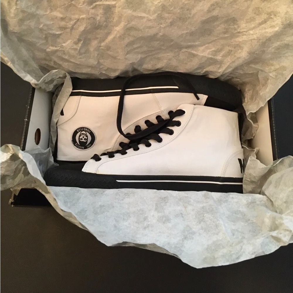 Iron Fist White Misfits High-Tops - Picture 10 of 10